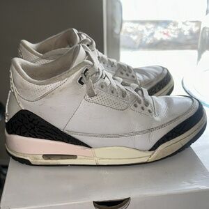 Jordan Retro 3s pink